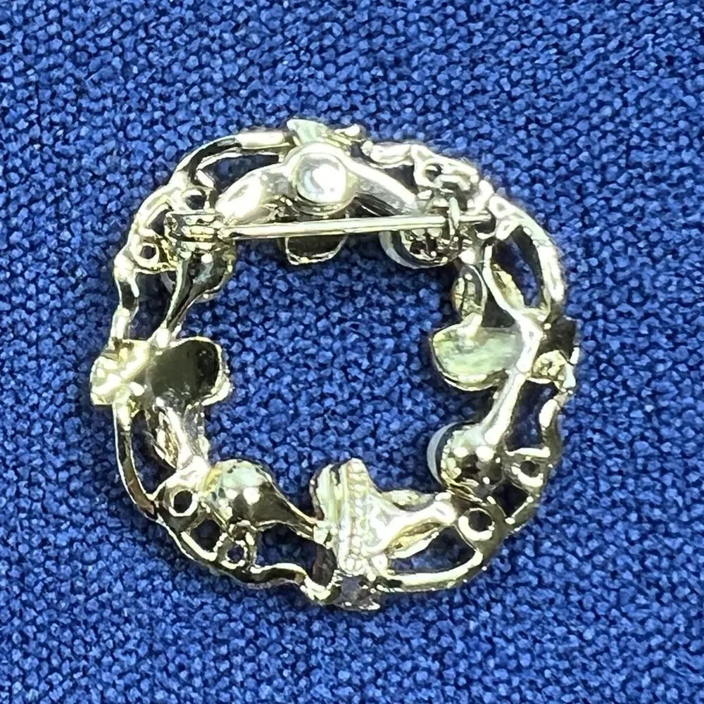 Gerry’s Gold Tone and Orange Wreath
